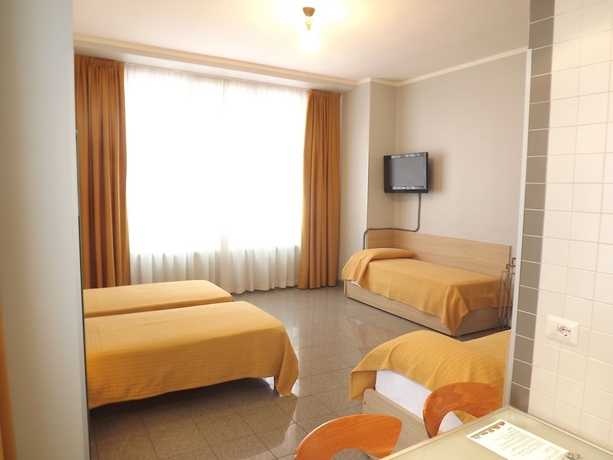 Imagen de la habitación del Apartahotel Navigli. Foto 12