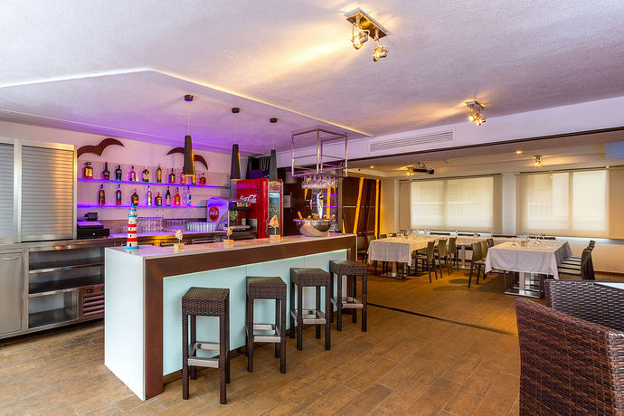 Imagen general del Apartahotel Neptuno Calella. Foto 13