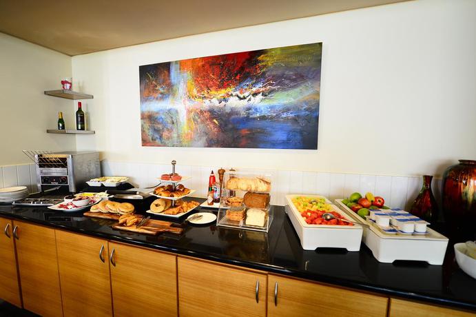 Imagen de los interiores del Apartahotel Nesuto Mounts Bay. Foto 13