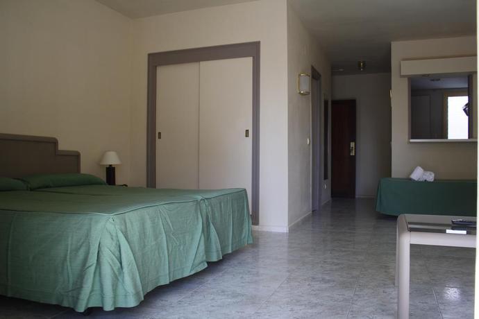 Imagen general del Apartahotel Ona Marbella Inn. Foto 7