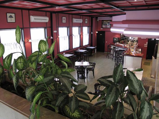 Imagen general del Apartahotel Ona Marbella Inn. Foto 11