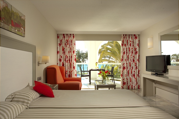 Imagen de la habitación del Apartahotel Ona Marinas de Nerja. Foto 6