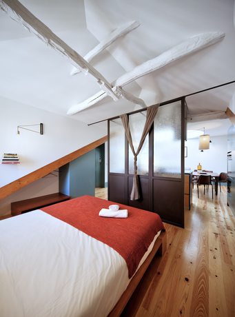 Imagen de la habitación del Apartahotel Oporto Batalha. Foto 15