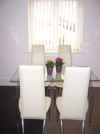 Imagen de la habitación del Apartahotel Oyo Arinza Apartments, Liverpool. Foto 5