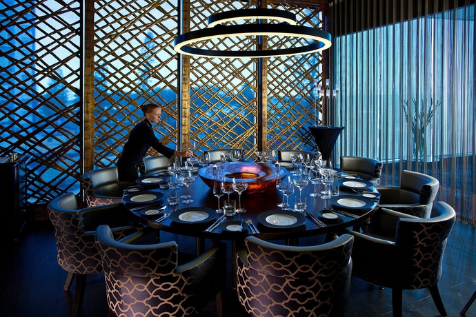 Imagen del bar/restaurante del Apartahotel PEPPERS SOUL SURFERS PARADISE. Foto 2