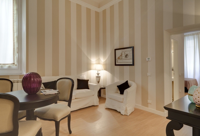 Imagen de los interiores del Apartahotel Palazzo Branchi. Foto 12