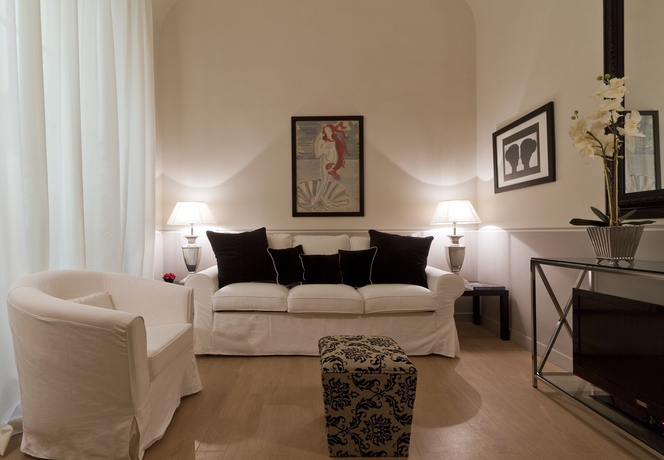 Imagen de los interiores del Apartahotel Palazzo Branchi. Foto 16