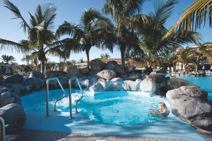 Imagen general del Apartahotel Palm Oasis Maspalomas. Foto 10