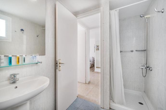 Imagen general del Apartahotel Palm Suites (formerly Calypso Oasis). Foto 6