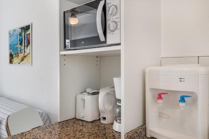 Imagen general del Apartahotel Palm Suites (formerly Calypso Oasis). Foto 7