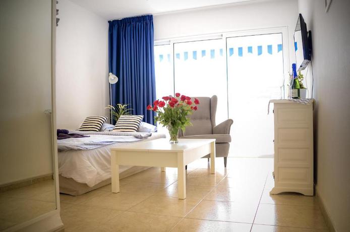 Imagen general del Apartahotel Palm Suites (formerly Calypso Oasis). Foto 13