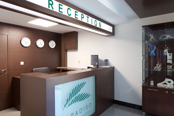 Imagen de los interiores del Apartahotel Paradiso, Nessebar. Foto 16