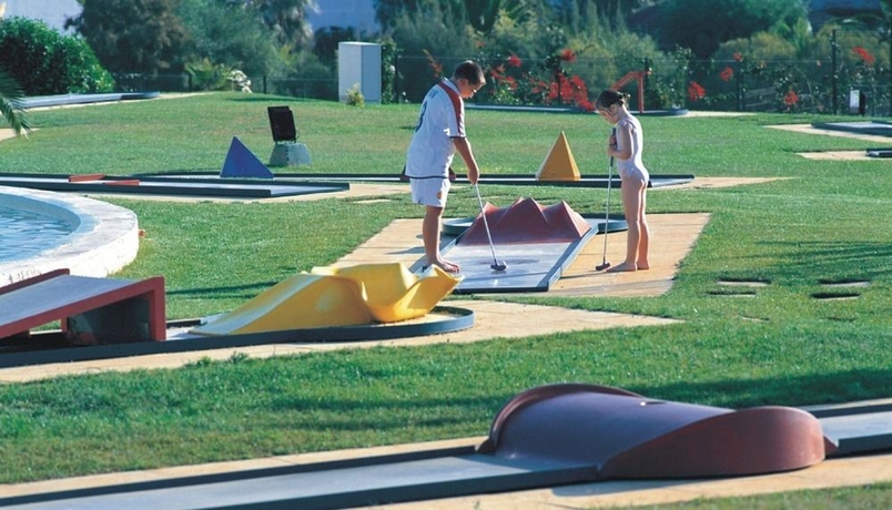 Imagen de los exteriores del Apartahotel Paraiso Albufeira. Foto 6