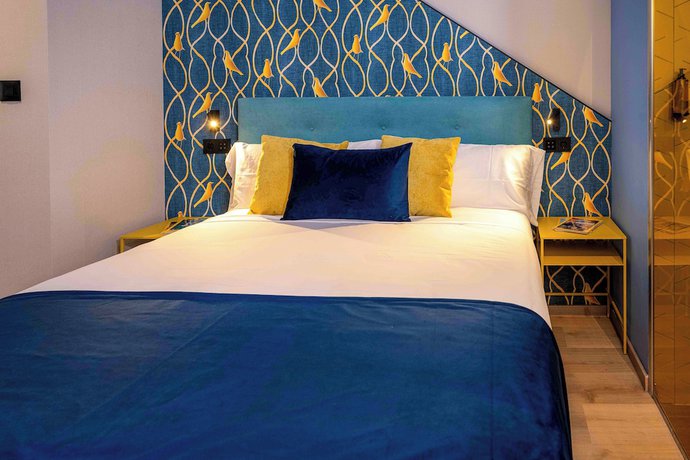 Imagen de la habitación del Apartahotel Pathos by Mimood. Foto 3