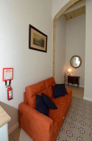 Imagen de la habitación del Apartahotel Paulos Valletta. Foto 13