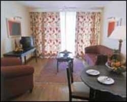 Imagen de la habitación del Apartahotel Pestana Atalaia Ocean Aparthotel. Foto 20