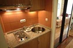 Imagen de la habitación del Apartahotel Pestana Atalaia Ocean Aparthotel. Foto 23