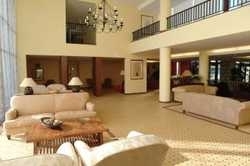 Imagen de los interiores del Apartahotel Pestana Atalaia Ocean Aparthotel. Foto 33