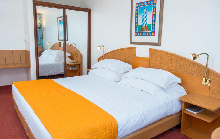 Imagen general del Apartahotel Pestana Ocean Bay Resort. Foto 13