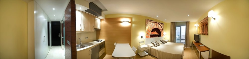 Imagen de la habitación del Apartahotel Playa Miguel Beach Club and. Foto 6