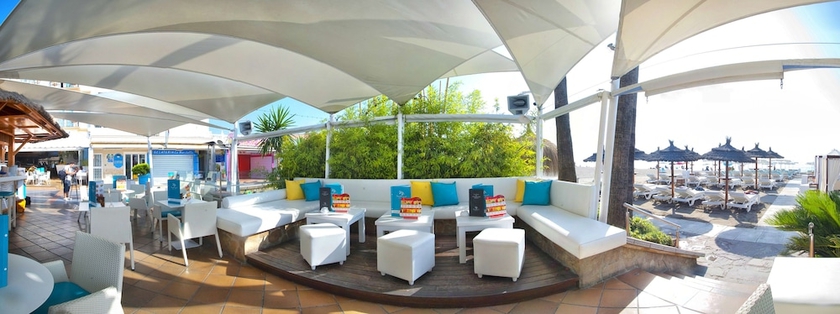 Imagen del bar/restaurante del Apartahotel Playa Miguel Beach Club and. Foto 5