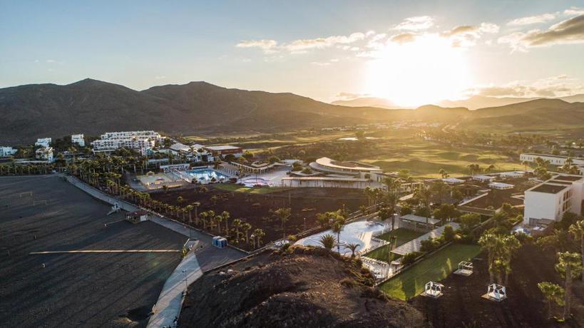 Imagen general del Apartahotel Playitas Aparthotel - Sports Resort. Foto 19