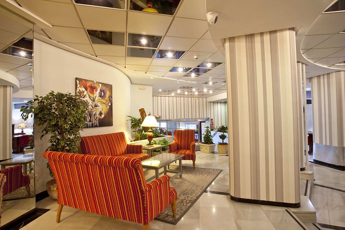 Imagen de los interiores del Apartahotel Princesa Playa. Foto 23