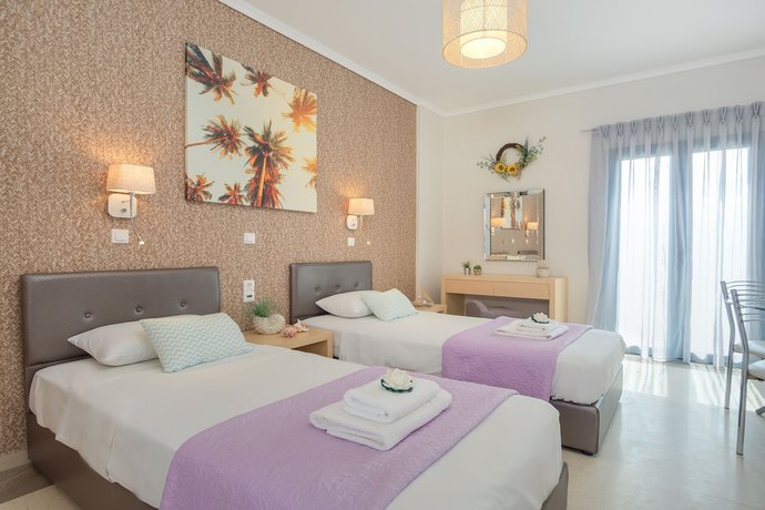Imagen de la habitación del Apartahotel Pyrgos Beach. Foto 7