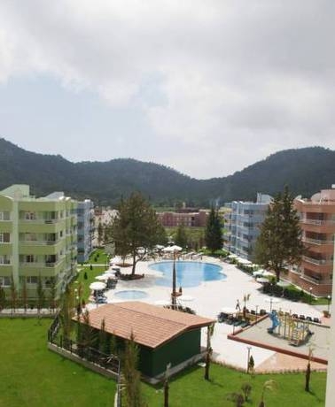Imagen general del Apartahotel Queen's Park Turkiz Family Club. Foto 15