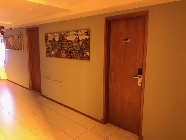Imagen general del Apartahotel RIVIERA, VILLA CARLOS PAZ. Foto 12