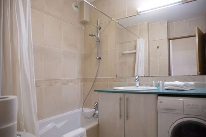 Imagen de la habitación del Apartahotel Résidence les Flamants Roses. Foto 3