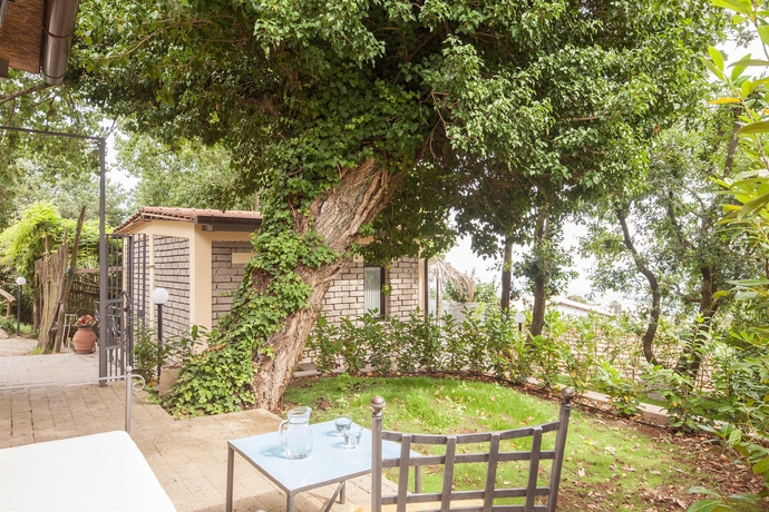 Imagen de los exteriores del Apartahotel Relais Gea. Foto 10