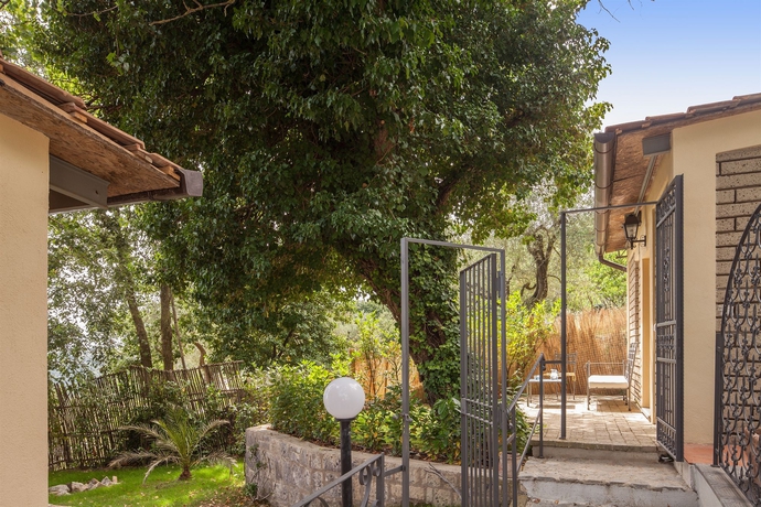 Imagen de los exteriores del Apartahotel Relais Gea. Foto 12