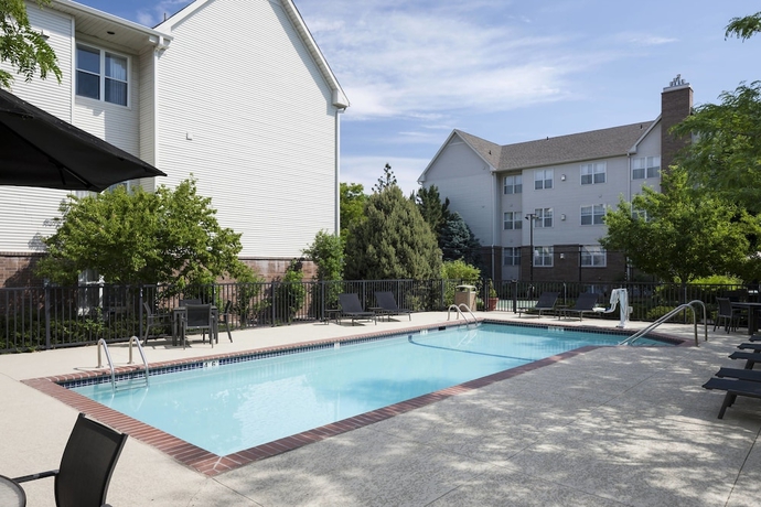 Imagen de la piscina del Apartahotel Residence Inn By Marriott Denver Highlands Ranch. Foto 18