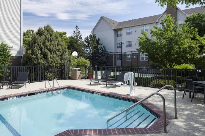 Imagen de la piscina del Apartahotel Residence Inn By Marriott Denver Highlands Ranch. Foto 19