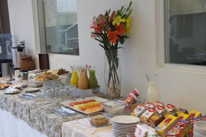 Imagen general del Apartahotel Residence L'heritage Hipólito Taine By Bluebay. Foto 10