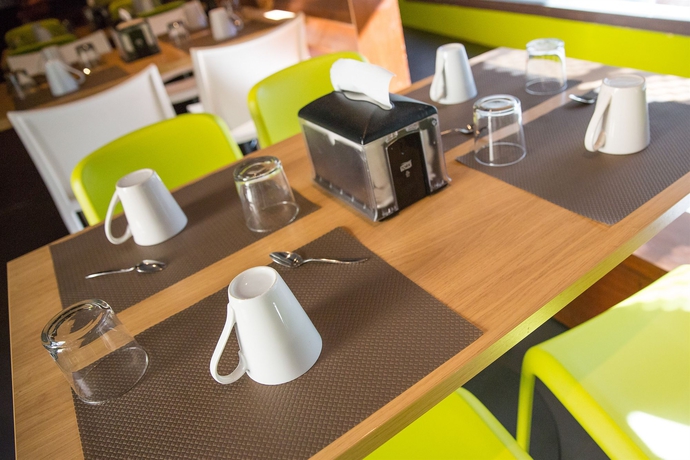 Imagen del bar/restaurante del Apartahotel Residhotel Galerie Tatry. Foto 2