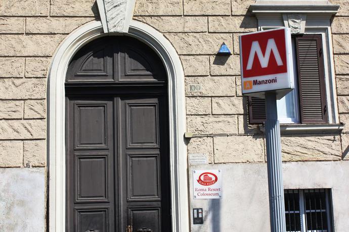 Imagen de los exteriores del Apartahotel Roma Resort Colosseum. Foto 11