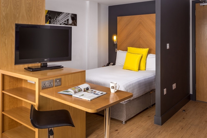Imagen de la habitación del Apartahotel Roomzzz Leeds City West. Foto 4