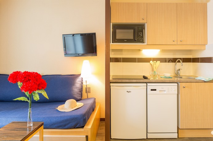 Imagen de la habitación del Apartahotel SOWELL RÉSIDENCES Le Port. Foto 15