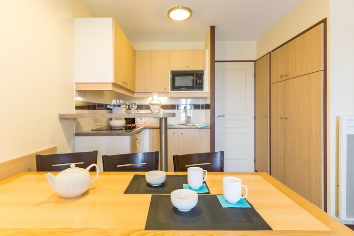 Imagen de la habitación del Apartahotel SOWELL RÉSIDENCES Le Port. Foto 16