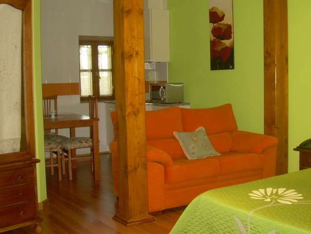 Imagen de la habitación del Apartahotel Santa Marina, Cuellar. Foto 5