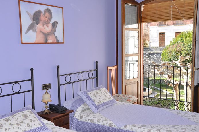 Imagen de la habitación del Apartahotel Santa Marina, Cuellar. Foto 18