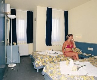 Imagen de la habitación del Apartahotel Seaview Suit. Foto 5