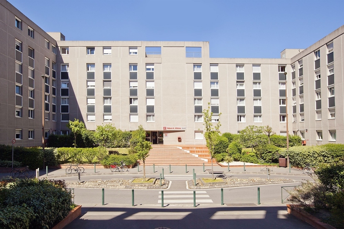 Imagen de los exteriores del Apartahotel Sejours and Affaires Toulouse De Brienne. Foto 15