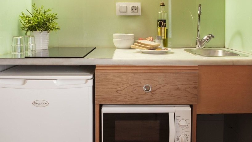 Imagen de la habitación del Apartahotel Senator Barcelona Apartments. Foto 9