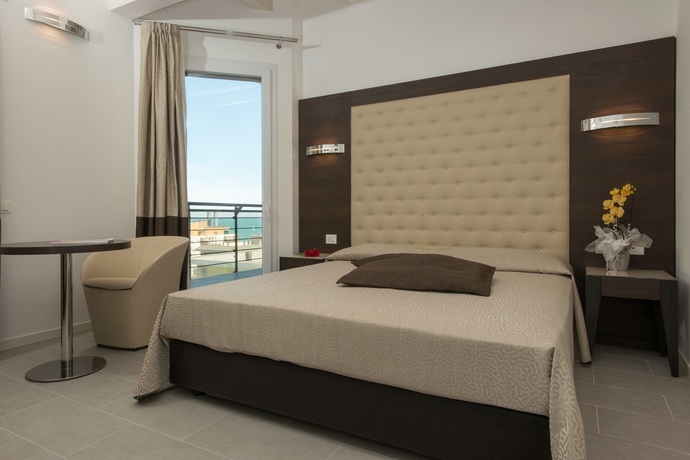 Imagen de la habitación del Apartahotel Sheila. Foto 7