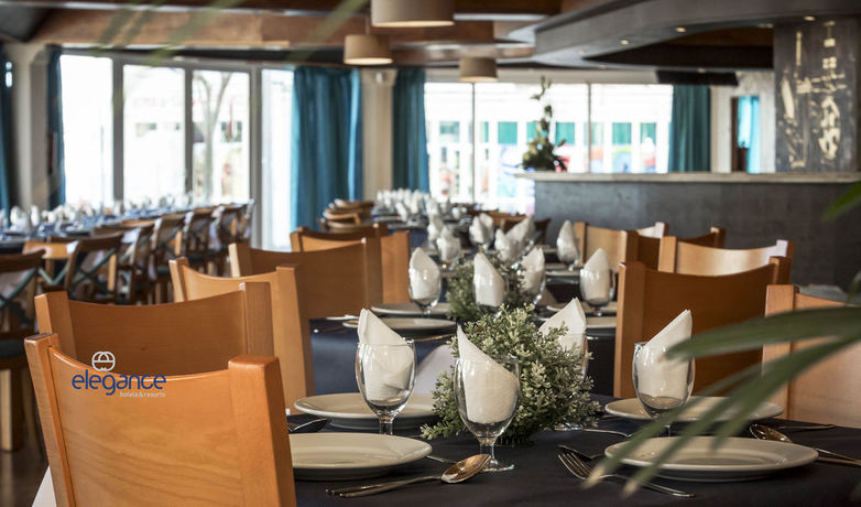 Imagen general del Apartahotel Sol y Mar, Cala Bona. Foto 5