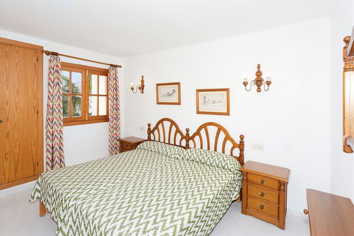 Imagen general del Apartahotel Sol y Mar, Cala Bona. Foto 17