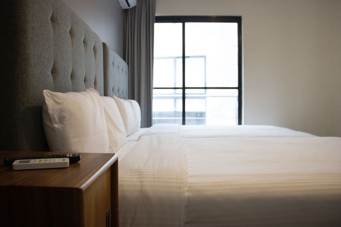 Imagen de la habitación del Apartahotel Sole Suites. Foto 9